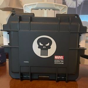 INVICTA Dive Case  Marvel The Punisher